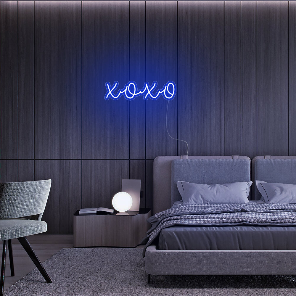 Mini XOXO - LED Neon Signs